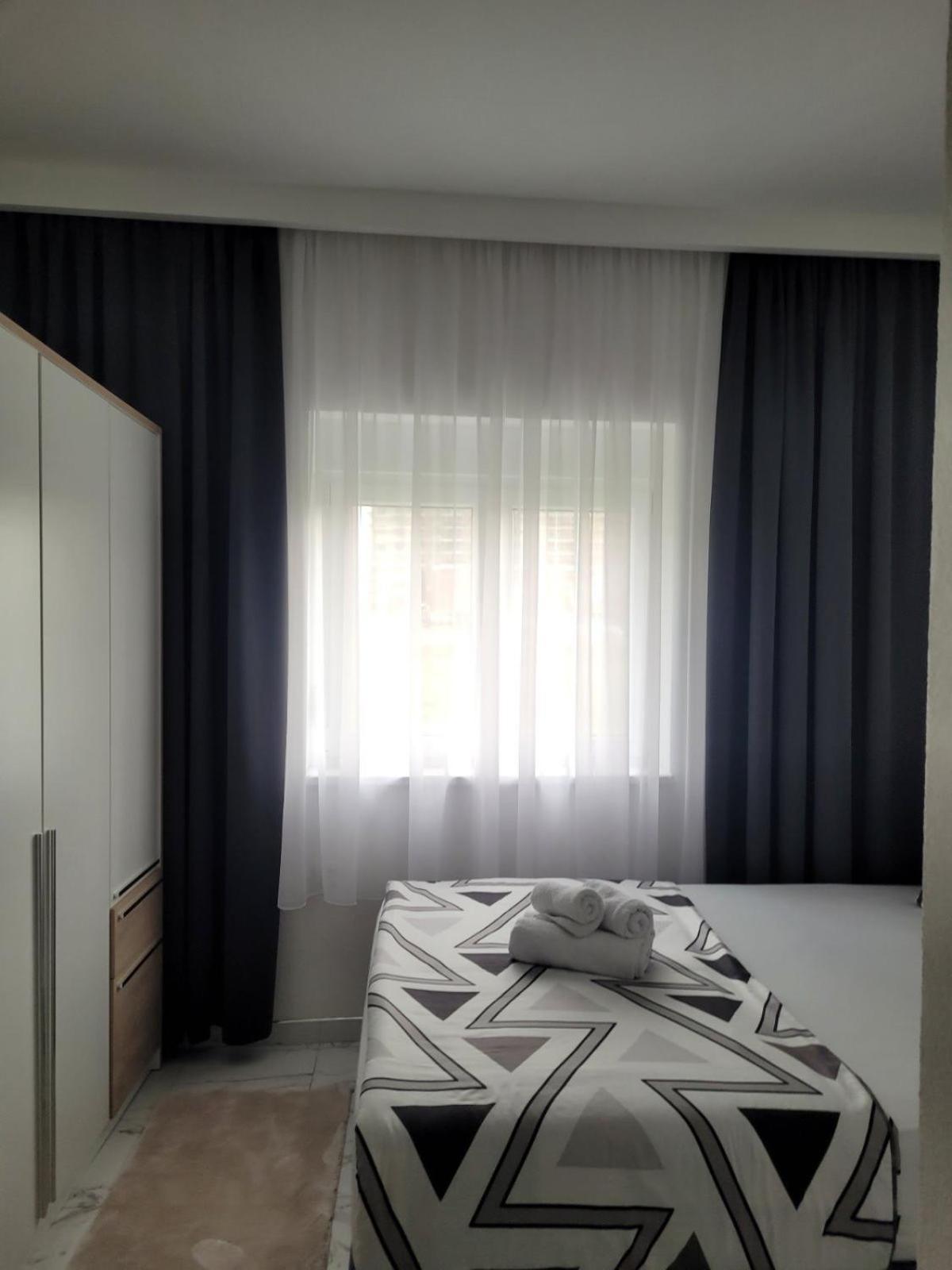 Vila Safir 로즈니차 외부 사진